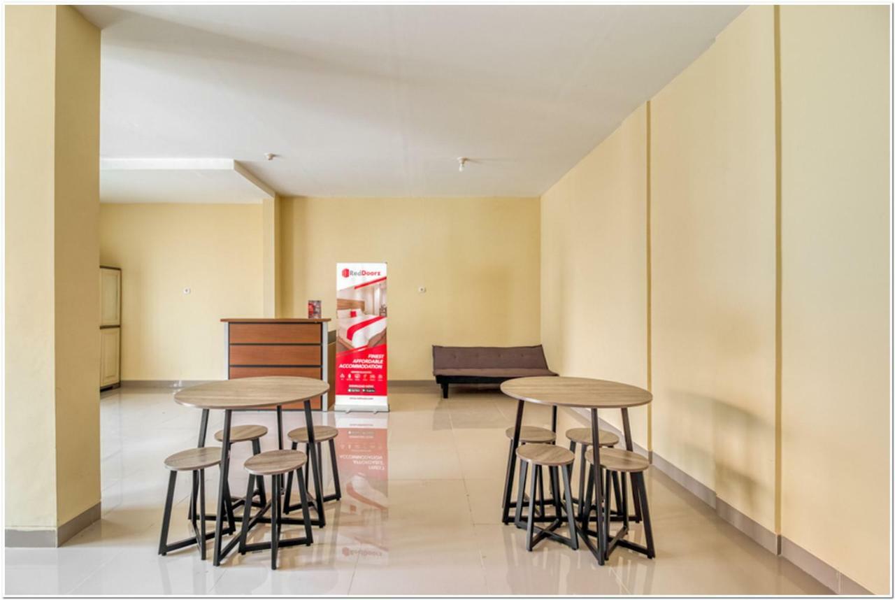 Reddoorz Near Ramai Mall Malioboro Yogyakarta Exterior foto
